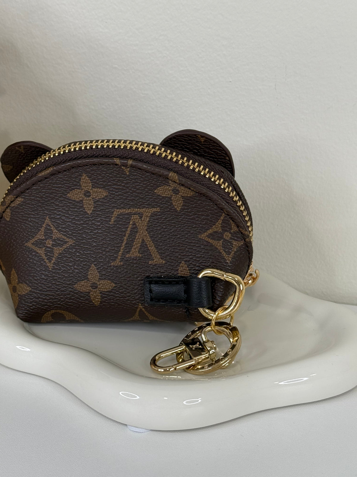 Artisanal 5" 2.5" 3" Elephant Coin Wallet with Compact Design