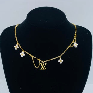Chic Clover Charm Dainty Chain Necklace