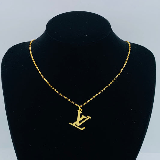 Chic Interlocking Letter Necklace Dainty Gold Chain